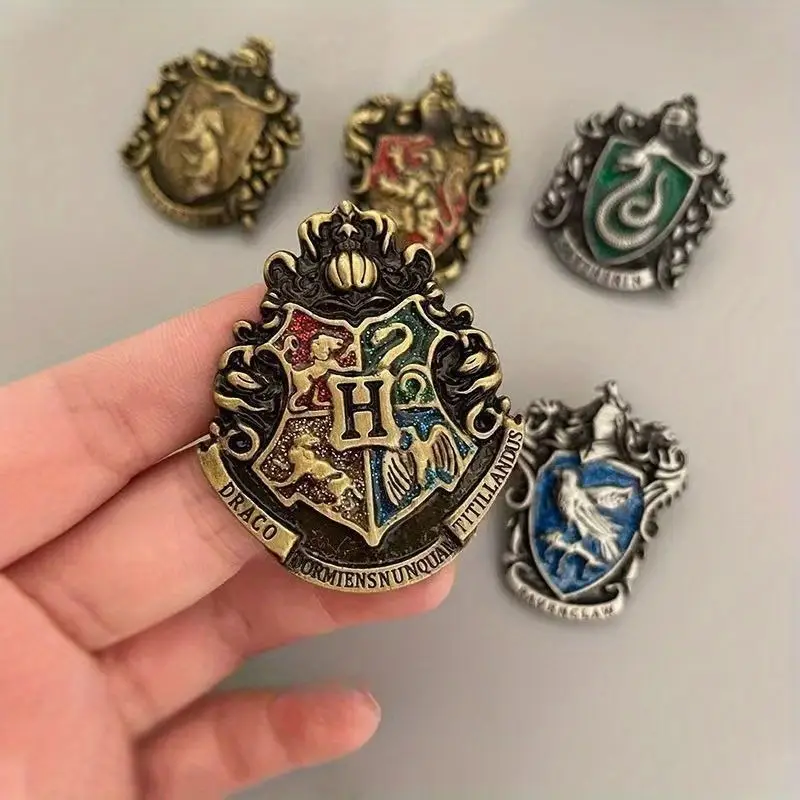 Pin Hogwarts TuPinko | Accesorios con causa