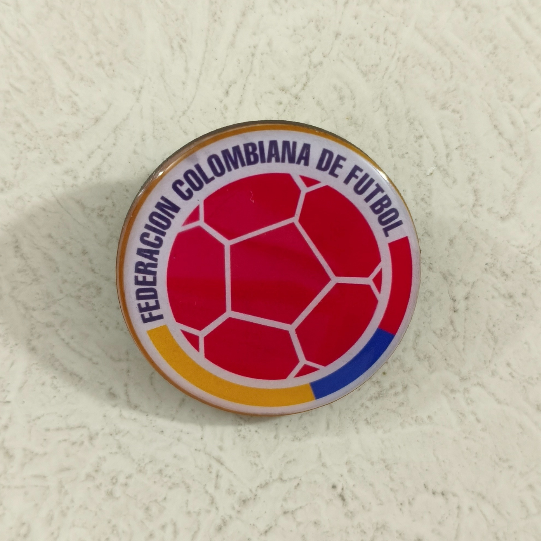 Pin Selección Colombia de Fútbol TuPinko | Accesorios con causa